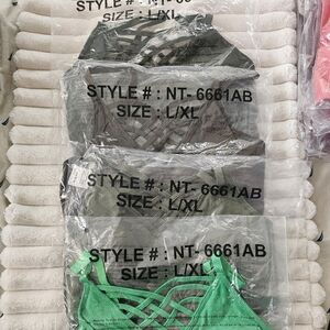 Lot of 4 Zenana bralettes L/XL